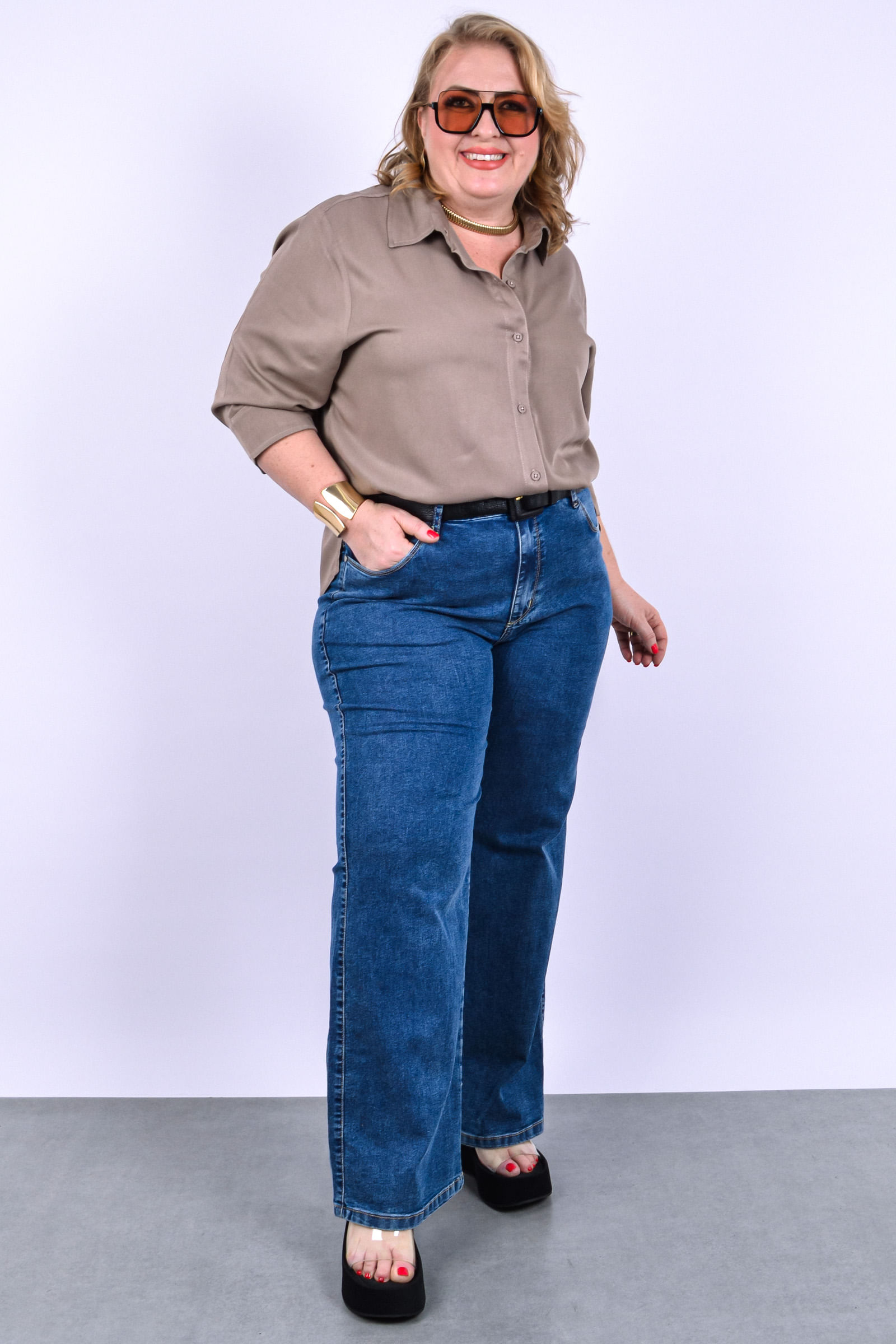 Camisa feminina com manga em viscose lisa_0037_2